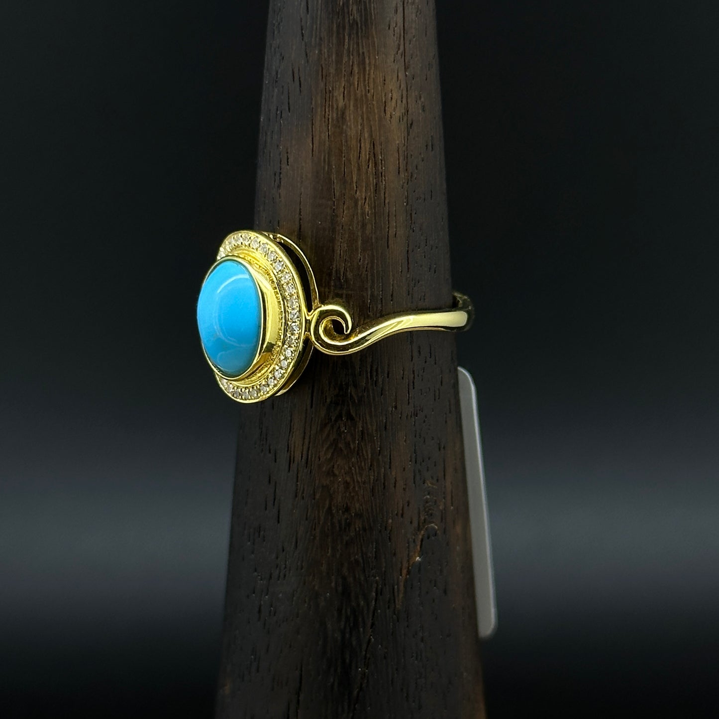 Turquoise & Diamond Gold ring