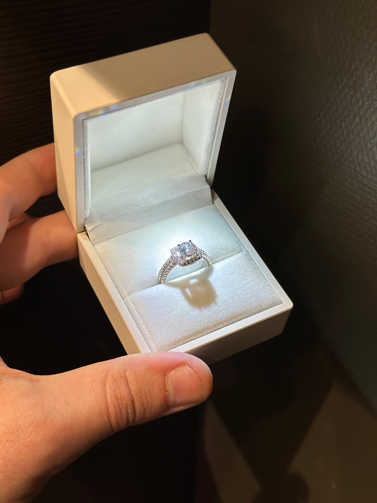 Illuminated Ring Box