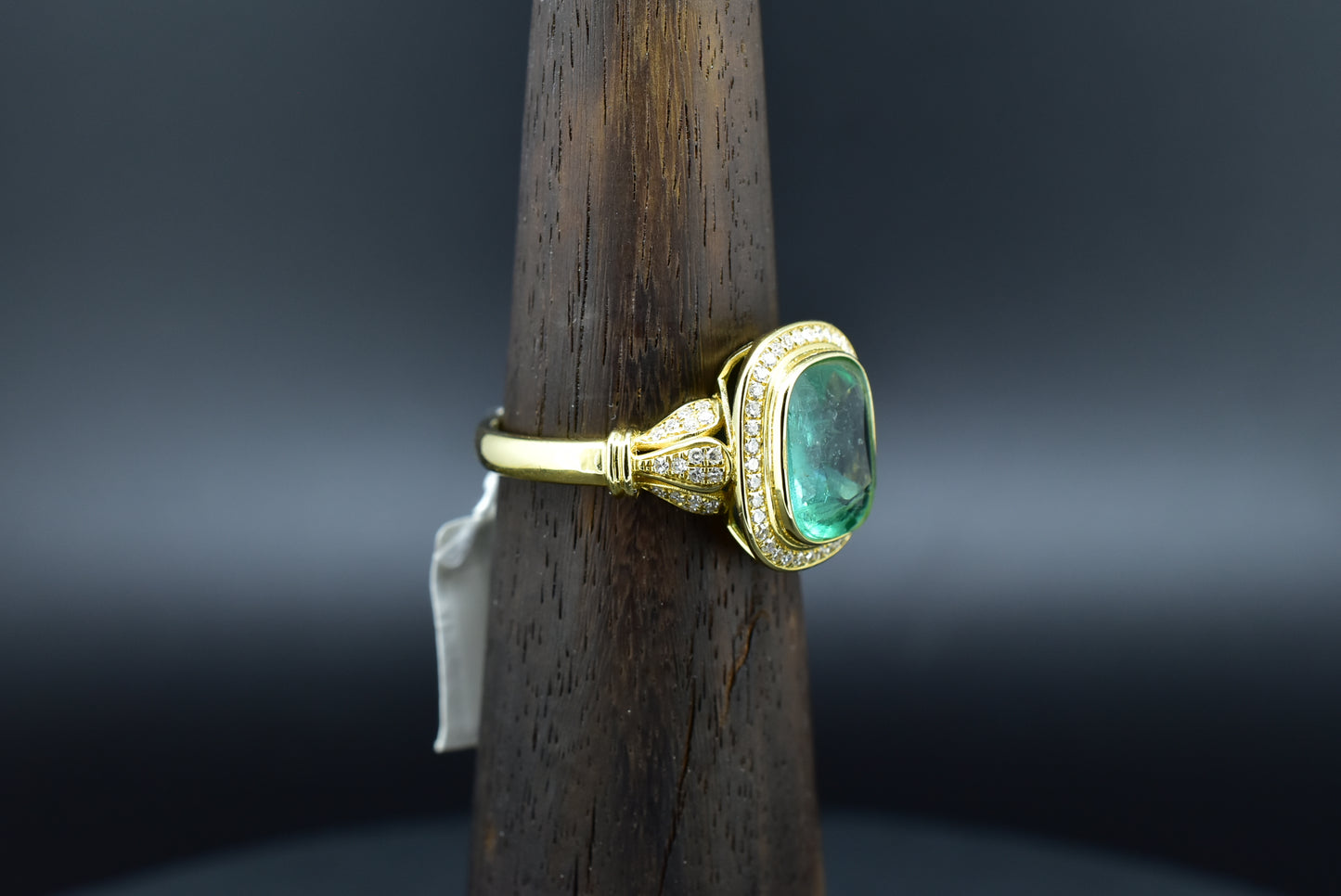 Emerald Gold Ring